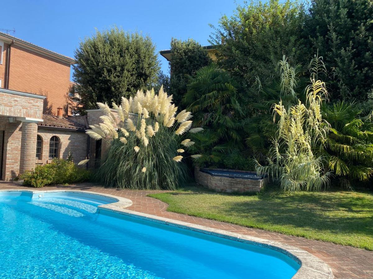 Dama Estense Copparo Exterior photo